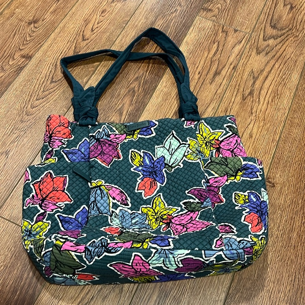 Vera Bradley, East West Hadley Falling Flowers Tote, Shoulder Purse